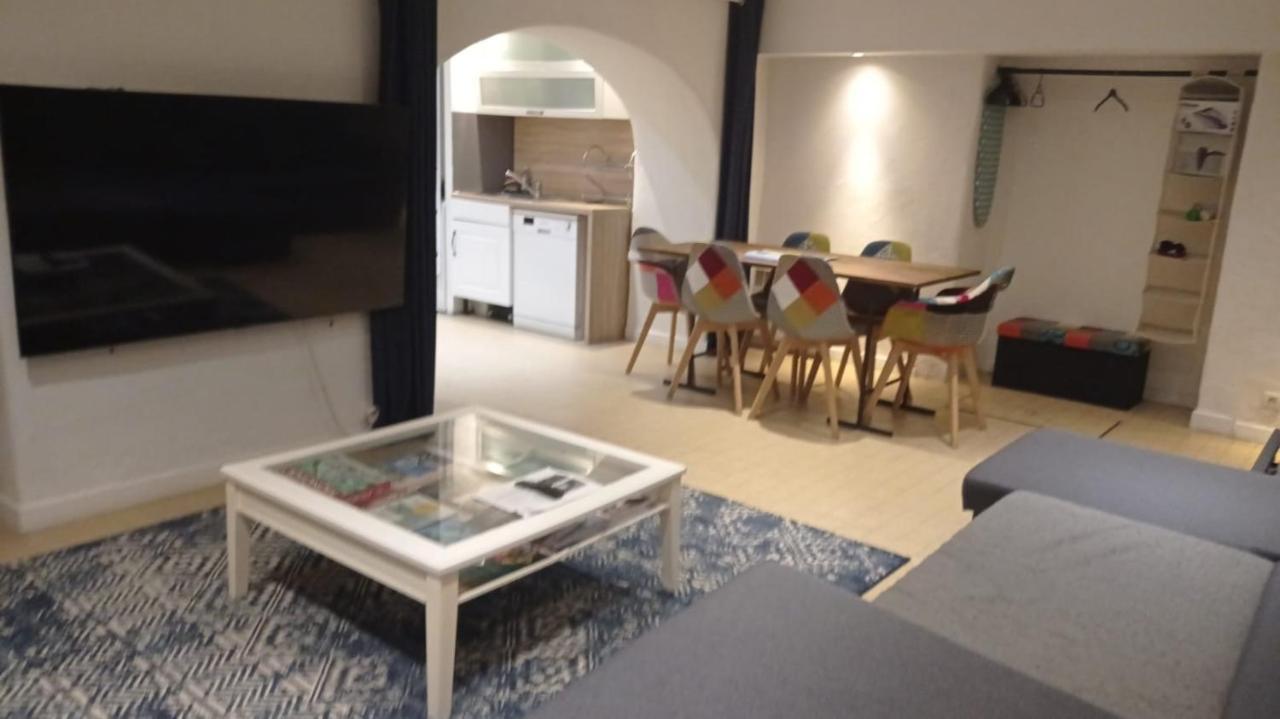 Charming And Modern Cave In The Heart Of The Port Apartment Nice Exterior photo